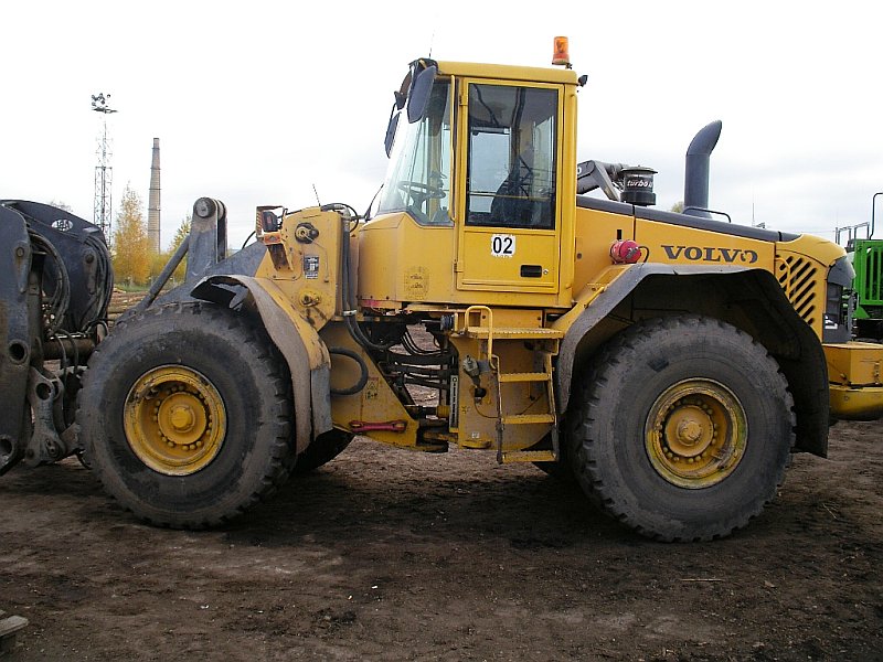 Volvo L120 E